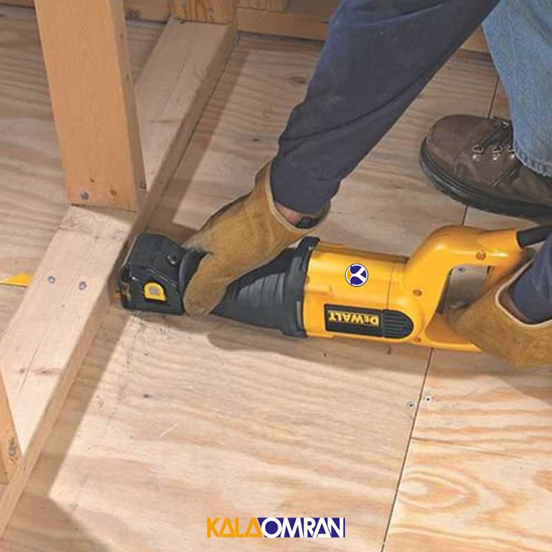 اره افقی بر مدل DWE305 دیوالت